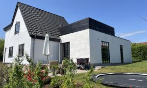 Hus udefra 1